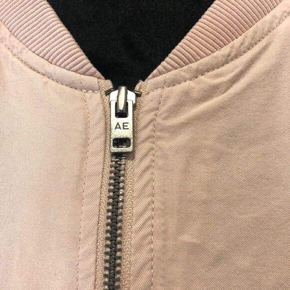 American Eagle pink zip front lightweight jacket - Picture 2 of 12